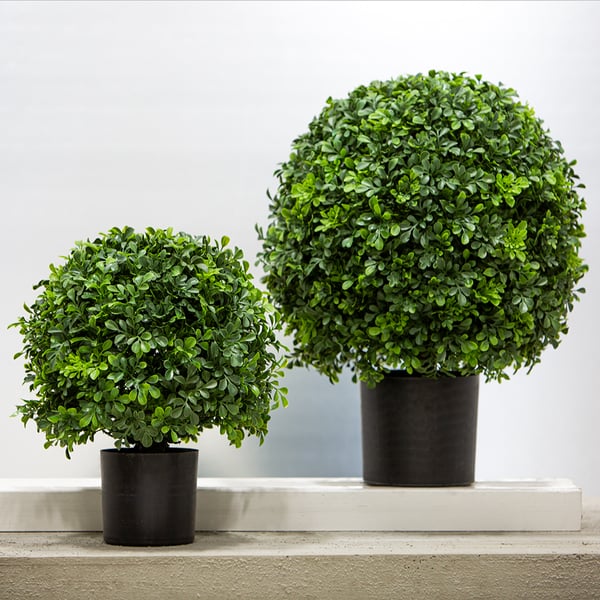1'10" Boxwood Ball-Shaped Artificial Topiary Tree w/Pot -Green - Image 3