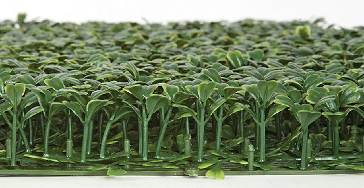 20"x20"x1" Outdoor UV-Proof Artificial Boxwood Mat -Green (Pack of 4) - Image 4