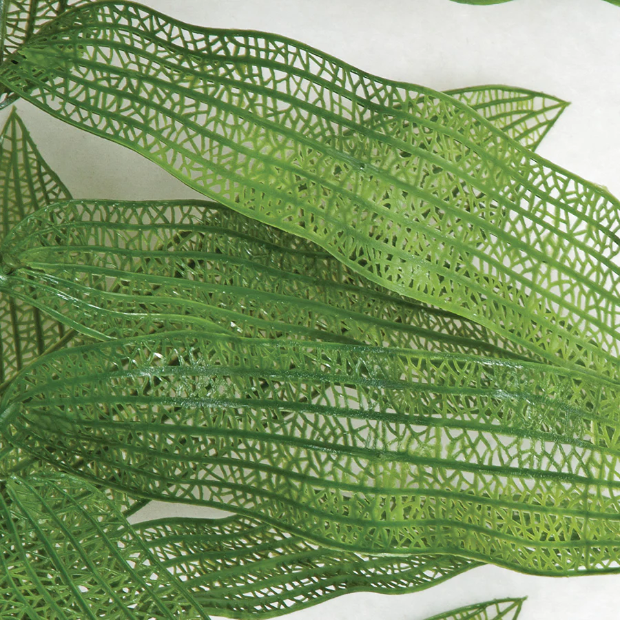 9' Outdoor UV-Proof Artificial Lace Leaf Garland -Green (Pack of 2) - Image 2